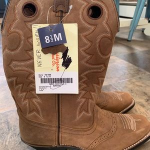 Women’s cowboy boots